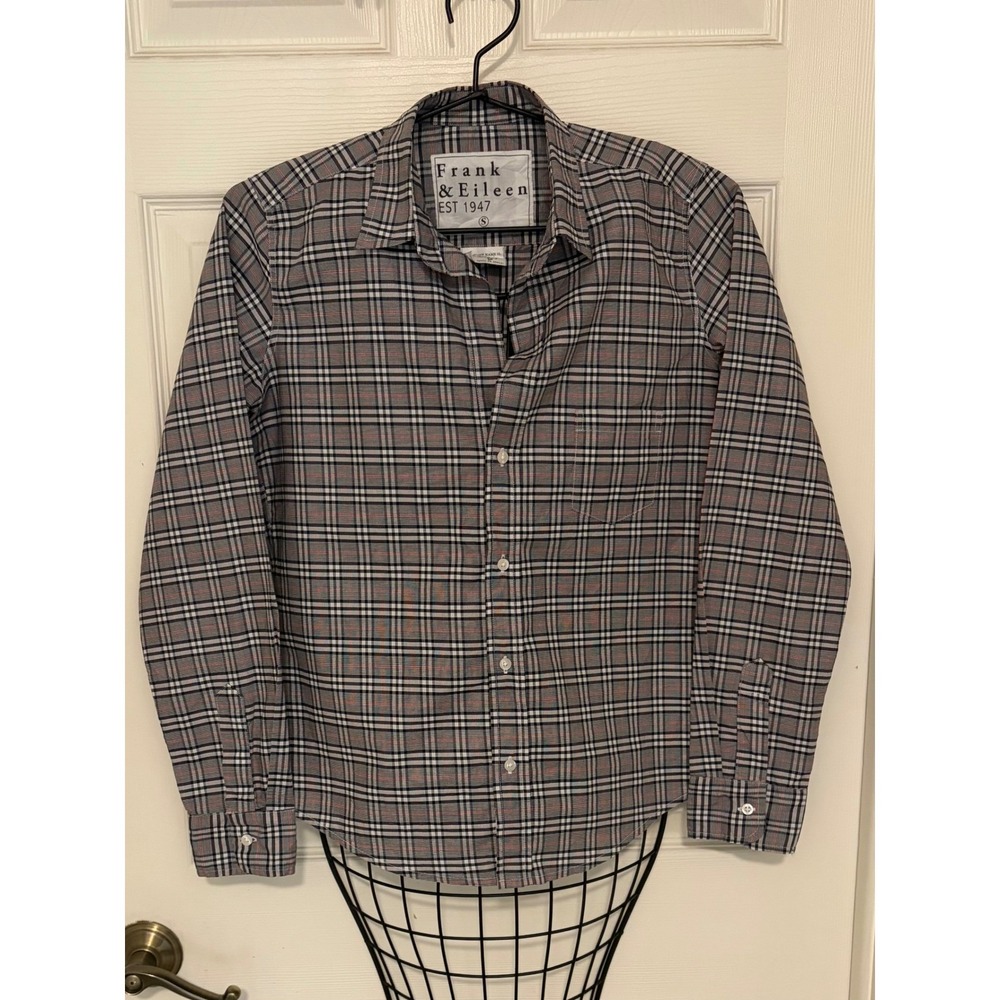 Frank & Eileen Barry Women's Small Plaid Button-Up Shirt